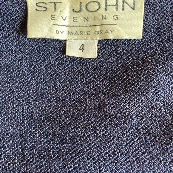 St. John navy pant suit. - Picture 6 of 6